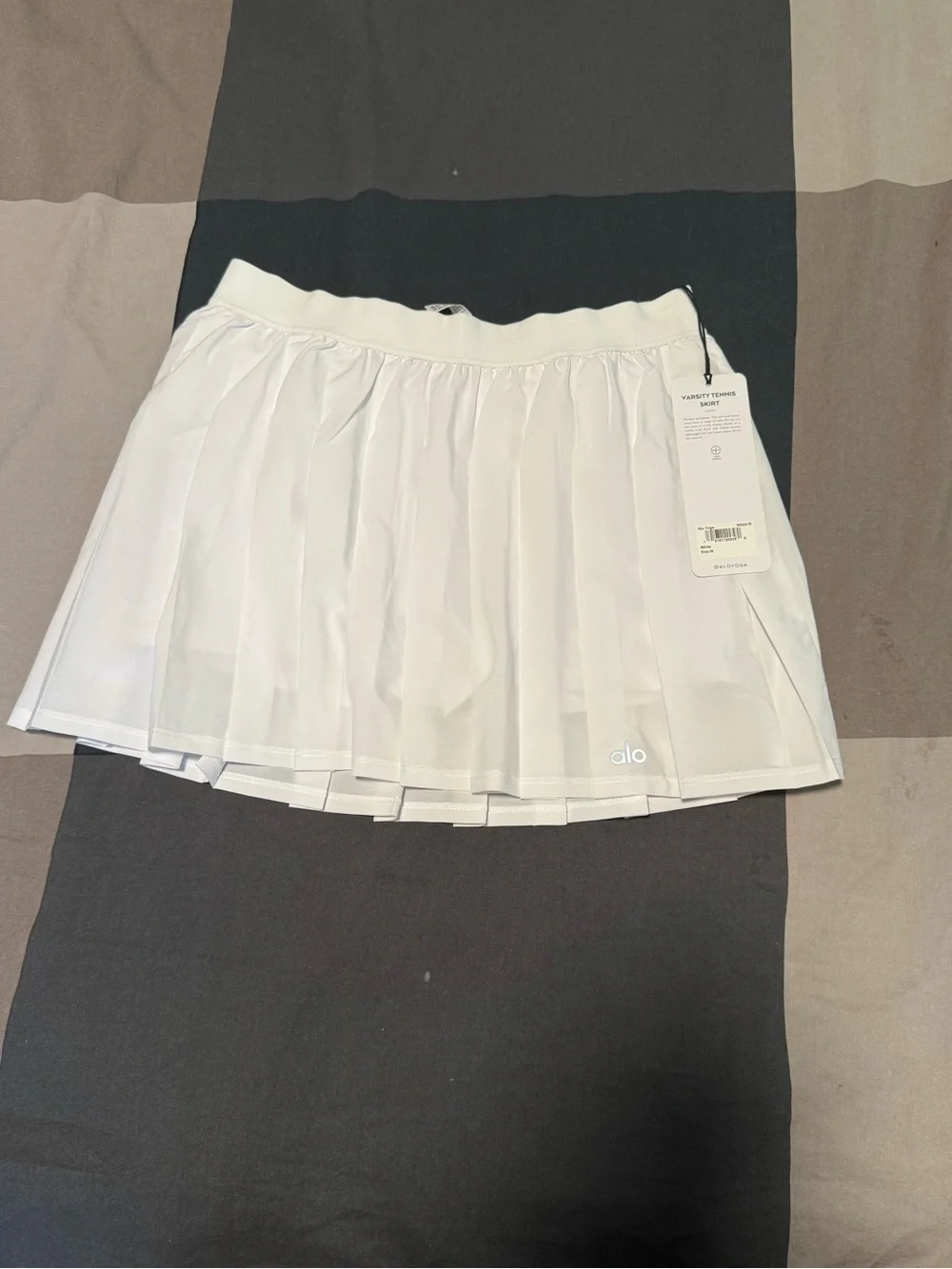 NWT Alo Yoga Varsity Tennis Skirt Color: White | Size: M